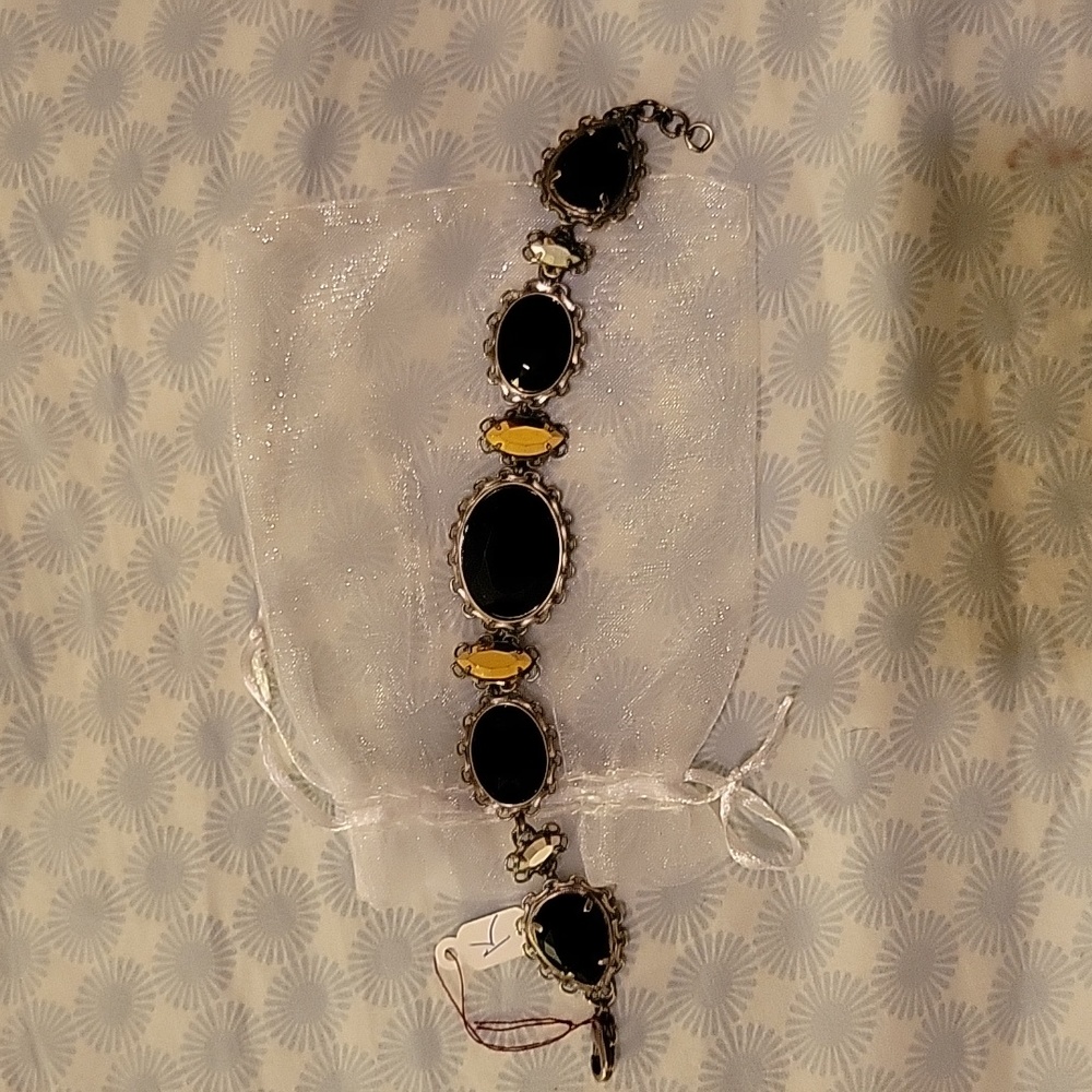 Sorrelli black silver bracelet